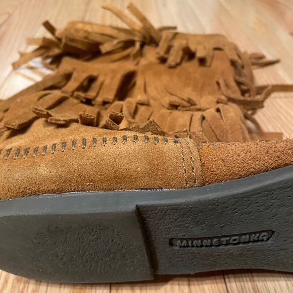 Minnetonka Moccasins 3-Layer Fringe Boots - Picture 4 of 6